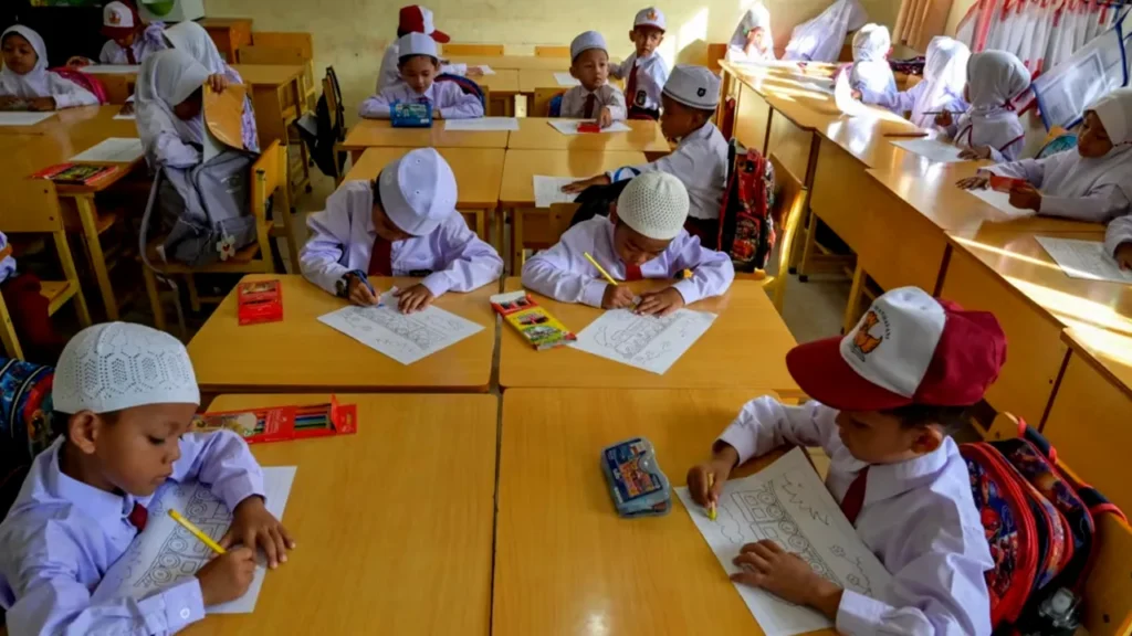 Membahas Wacana Pembangunan Sekolah Rakyat